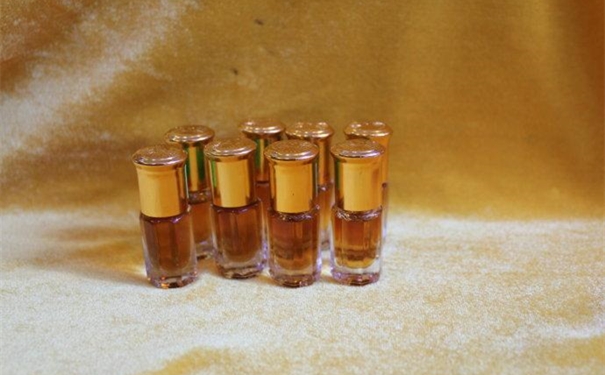 1612345873639675.jpg 進口沉香精油清關代理