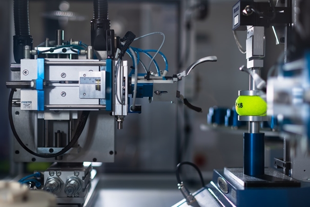 1640851467817786.jpg 山東機(jī)械設(shè)備進(jìn)口報(bào)關(guān)如何成功完成_副本.jpg