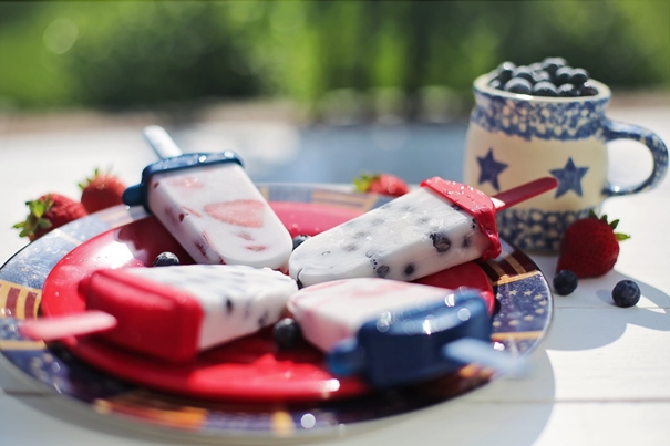 1642413736469305.jpg 日本冰淇淋進(jìn)口報(bào)關(guān)_副本.jpg